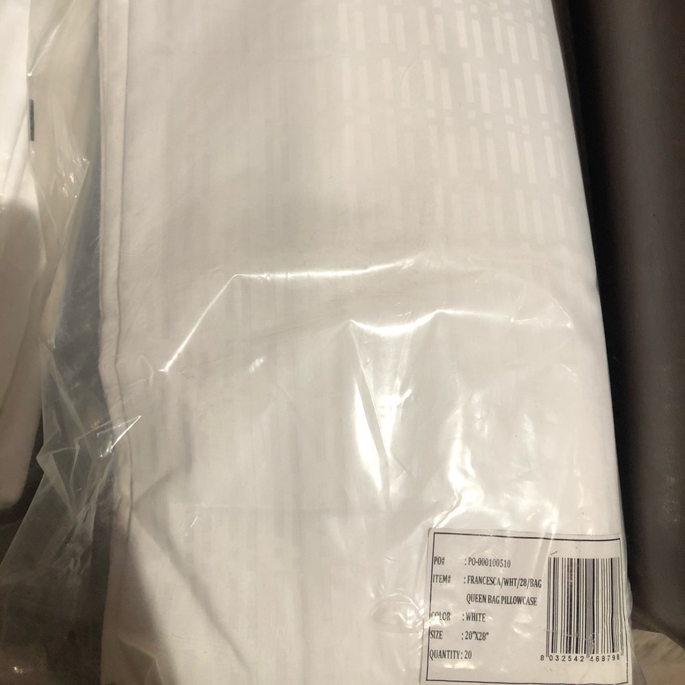 Pillow cases - frette 20 queen pillow cases.